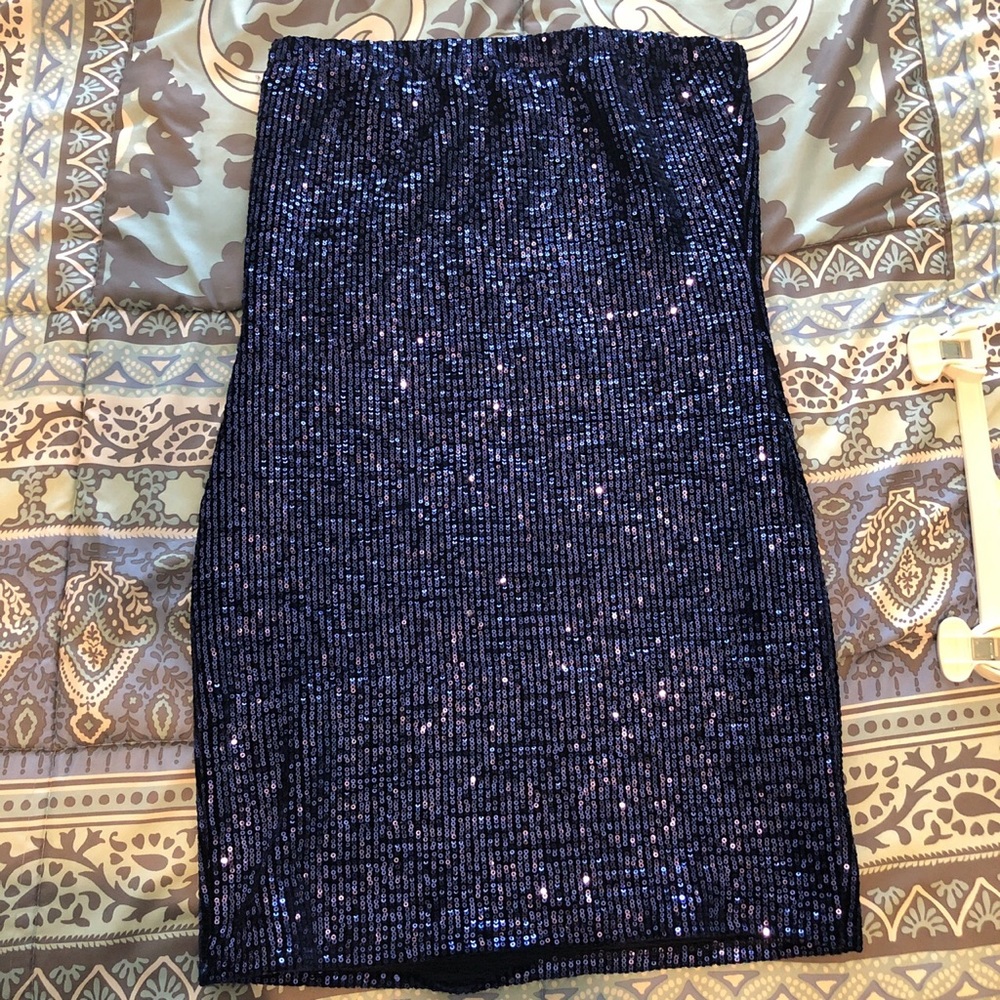 Strapless sequin tube dress